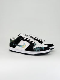 Nike SB Dunk Low black chrome