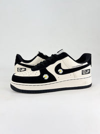 nike airforce1 low peace