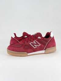 New balance 600 red